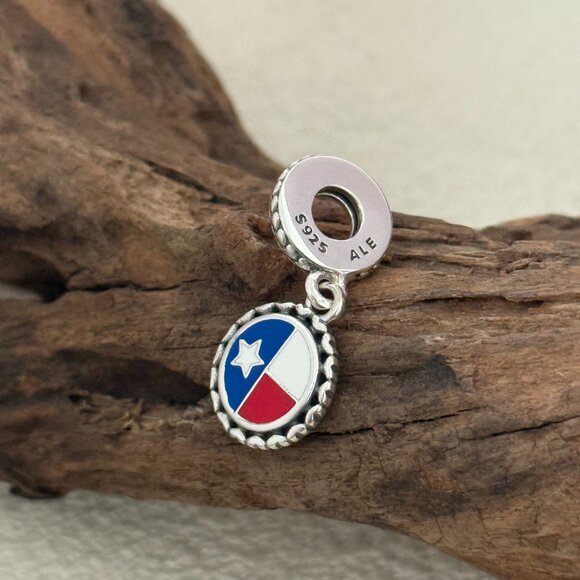 Pandora Texas Flag Exclusive S925 Silver Dangle Charm - Picture 5 of 5